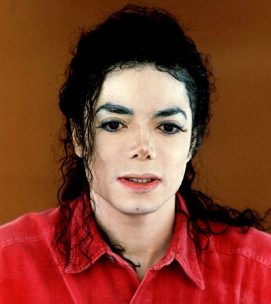 Michael-Jackson-547247-553x620