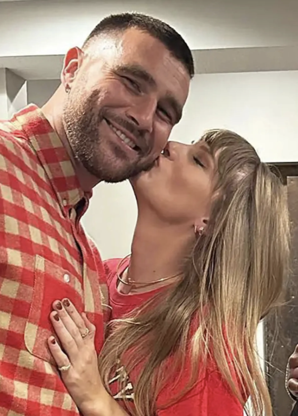 Thuhet se Taylor Swift dhe Travis Kelce mund të fejohen këtë