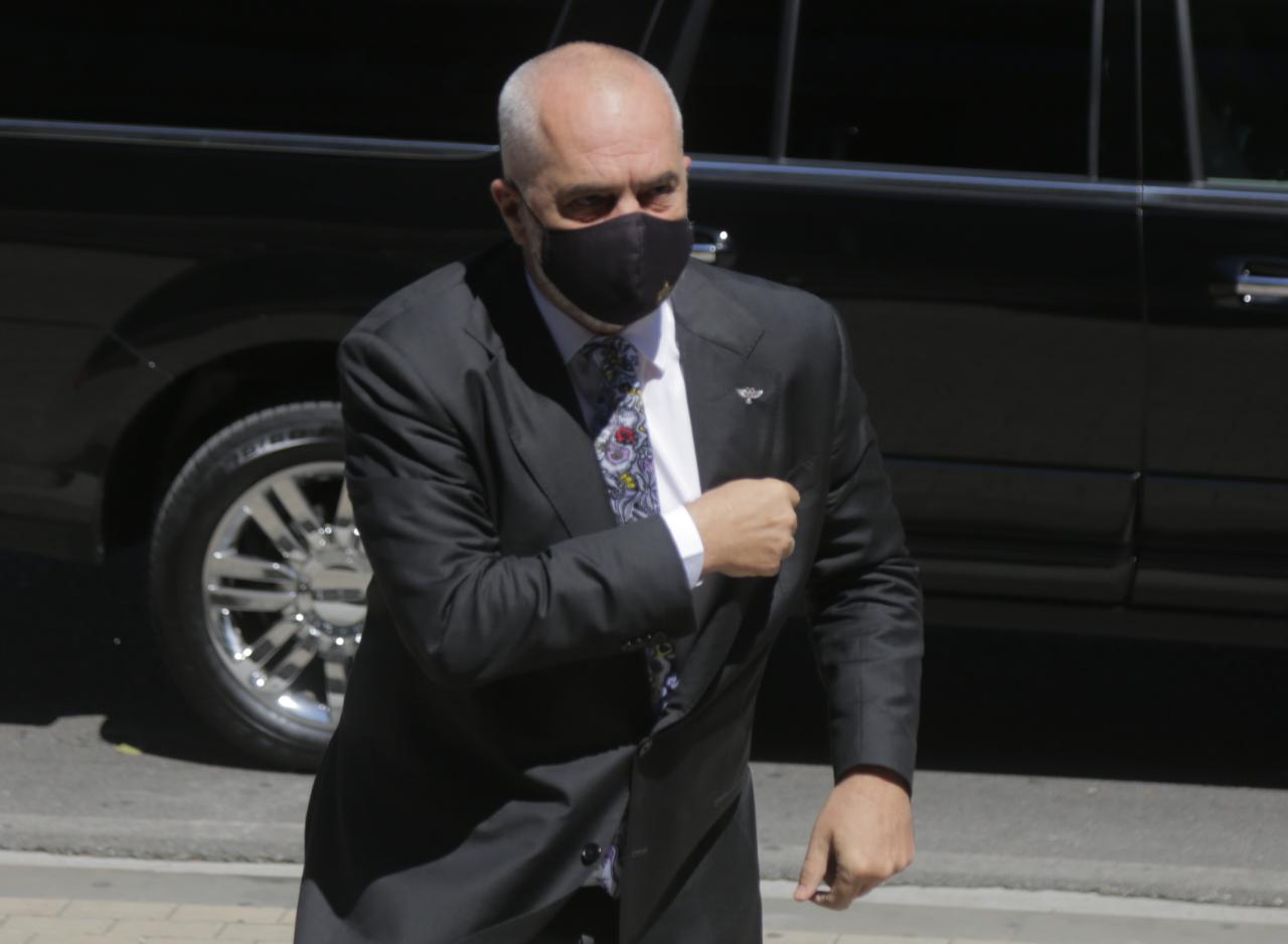 edi rama me maske
