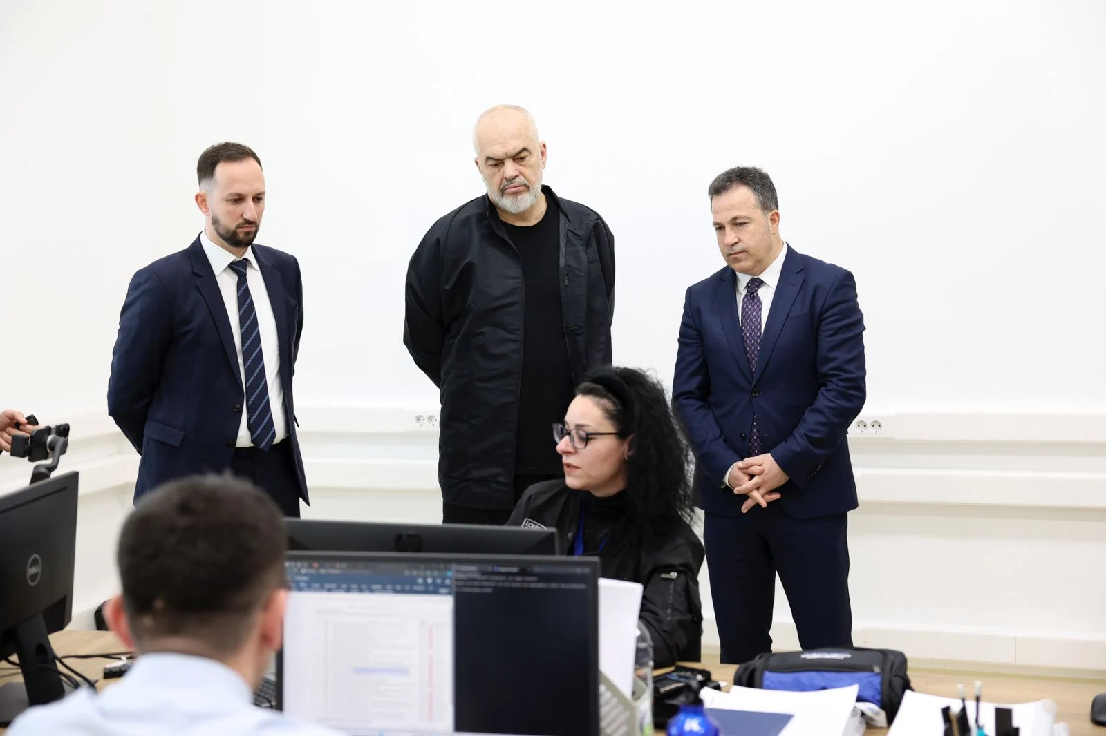 Inaugurohet Njësia Ushtarake e Sigurisë Kibernetike, Rama: Hap i madh