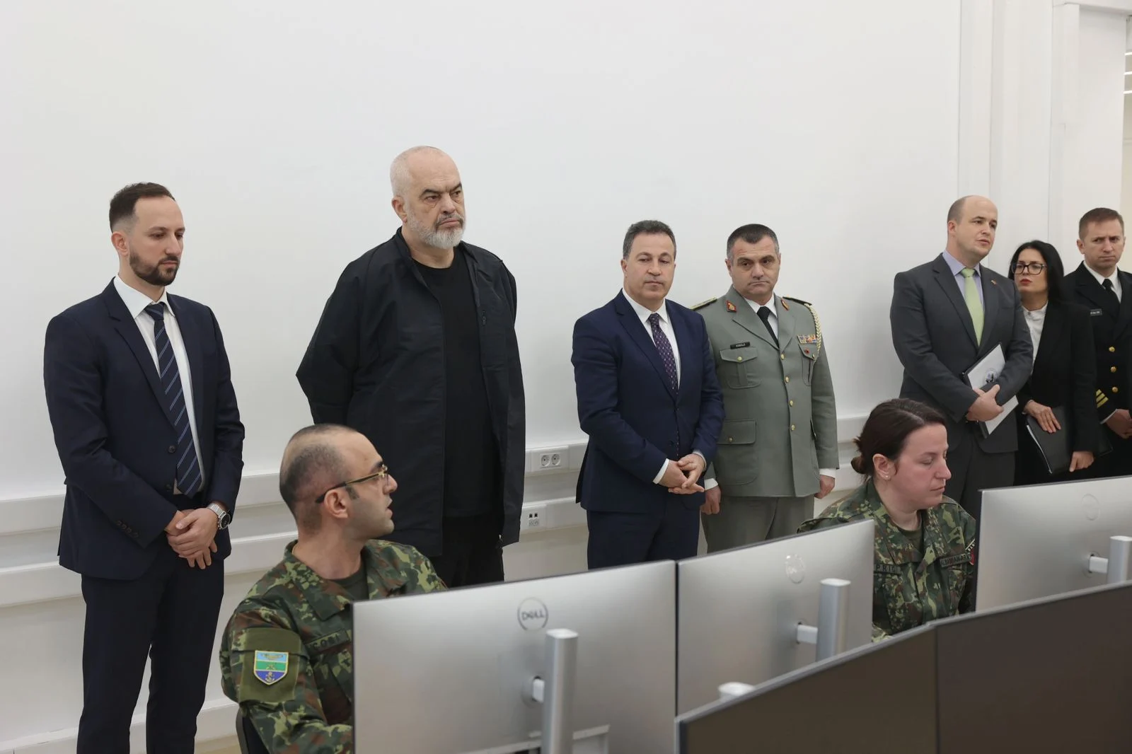 Inaugurohet Njësia Ushtarake e Sigurisë Kibernetike, Rama: Hap i madh